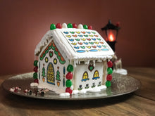 Load image into Gallery viewer, Sugar Cookie Cottage Kit